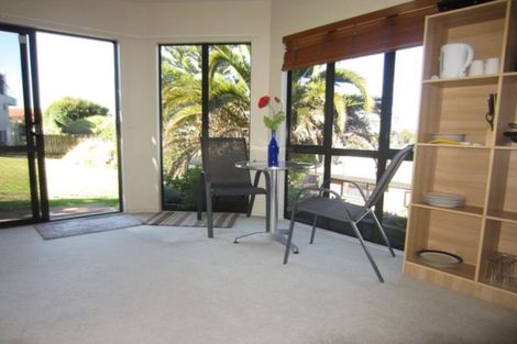 Photo of property in 1/53 Deep Creek Road, Waiake, Auckland, 0630