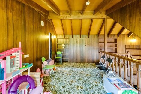 Photo of property in 110 Avondale Road, Taradale, Napier, 4112