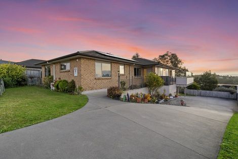 Photo of property in 8 Utopia Park Heights, Welcome Bay, Tauranga, 3112
