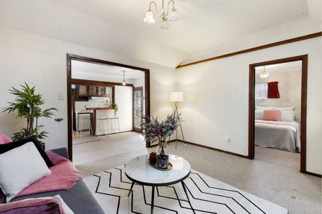 Photo of property in 37 Somerset Crescent, Spreydon, Christchurch, 8024