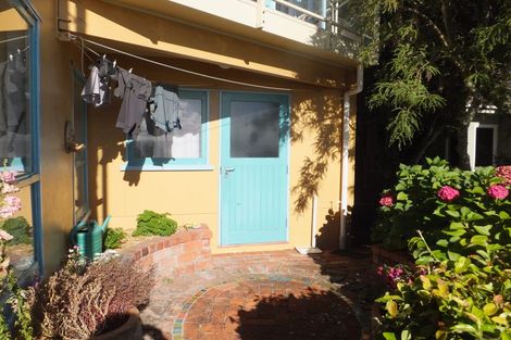 Photo of property in 15 Thane Road, Roseneath, Wellington, 6011