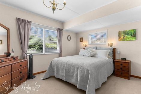 Photo of property in 25 Whaka Street, Maungaturoto, 0520