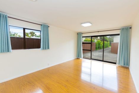 Photo of property in 71a Cambridge Terrace, Waterloo, Lower Hutt, 5011