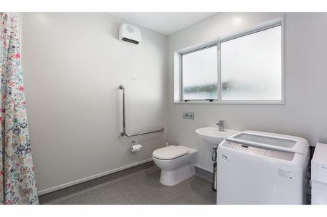 Photo of property in 100b Normandale Road, Normandale, Lower Hutt, 5010