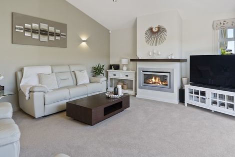 Photo of property in 8 John Sutton Place, Richmond, 7020