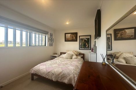 Photo of property in 274 Hobsonville Point Road, Hobsonville, Auckland, 0616