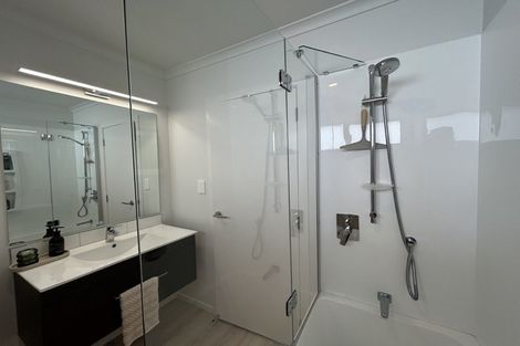 Photo of property in 20 Oakum Road, Whitby, Porirua, 5024