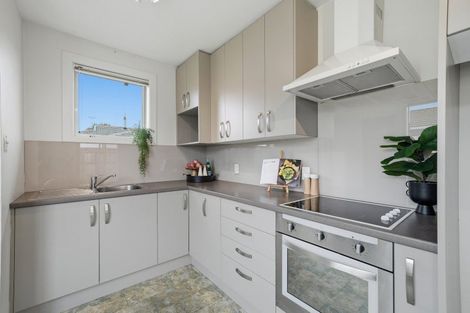 Photo of property in 2/111 Kaiwara Street, Hoon Hay, Christchurch, 8025