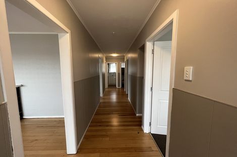 Photo of property in 36 Meilland Place, Glen Eden, Auckland, 0602