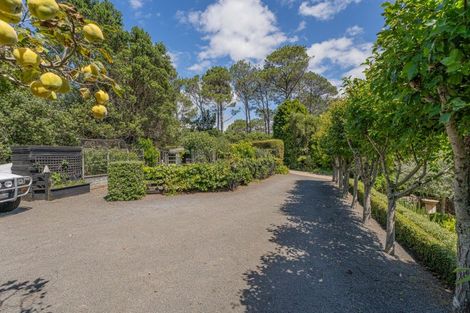 Photo of property in 49 Sarahs Hill, Hahei, Whitianga, 3591