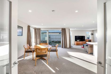 Photo of property in 28 Northwater Drive, Northwood, Christchurch, 8051