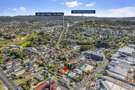 Photo of property in 1/8 Westward Ho, Glen Eden, Auckland, 0602