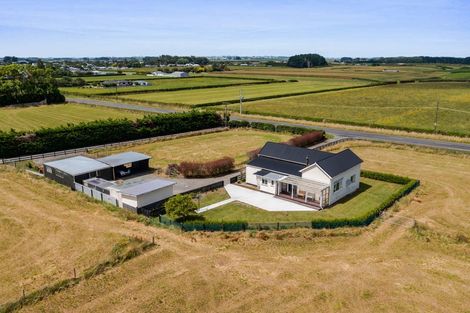 Photo of property in 84 Mawhitiwhiti Road, Normanby, Hawera, 4675