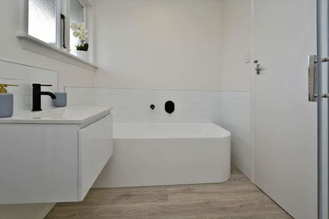 Photo of property in 27 Greenwood Close, Mairehau, Christchurch, 8013