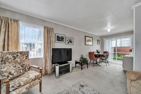 Photo of property in 93b Tukapa Street, Westown, New Plymouth, 4310