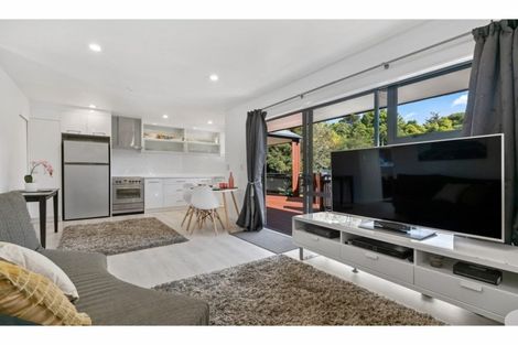 Photo of property in 13/3 The Avenue, Albany, Auckland, 0632