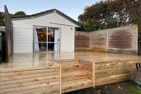 Photo of property in 37 Cluny Road, Plimmerton, Porirua, 5026