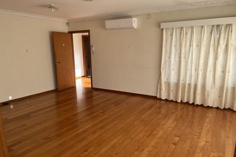 Photo of property in 27 Diana Drive, Glenfield, Auckland, 0627