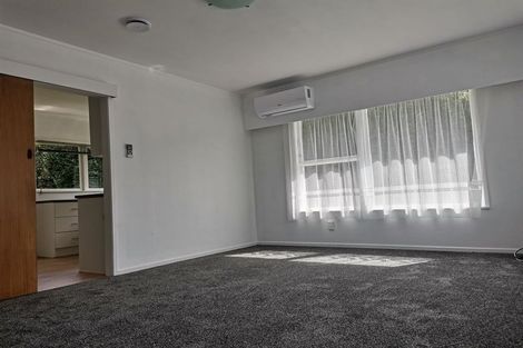 Photo of property in 2/51 Evelyn Place, Hillcrest, Auckland, 0627
