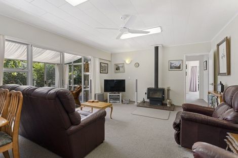 Photo of property in 15 Ngaio Street, Otaki Beach, Otaki, 5512