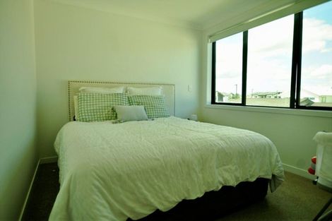 Photo of property in 4 Te Mura Crescent, Takanini, 2112