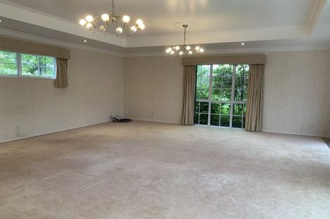 Photo of property in 1 Holly Way, Sunnyhills, Auckland, 2010