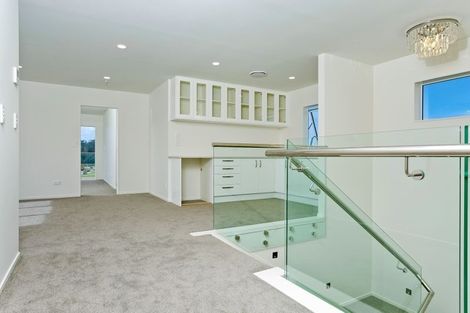 Photo of property in 94 Pohutukawa Parade, Riverhead, 0820