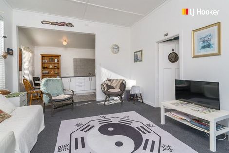 Photo of property in 22 Moerangi Street, Broad Bay, Dunedin, 9014