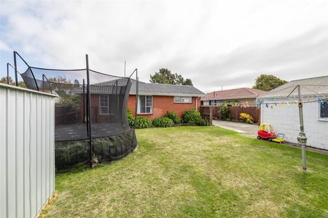 Photo of property in 4 Karnak Crescent, Russley, Christchurch, 8042