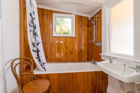 Photo of property in 19 Meridian Street, Port Chalmers, 9023