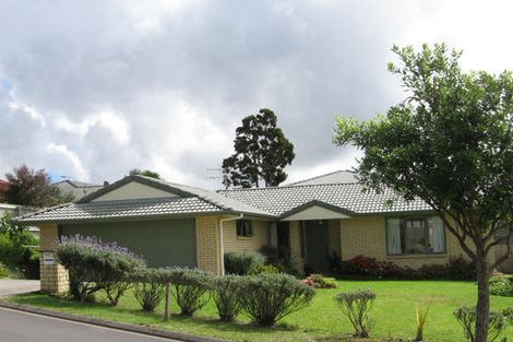 Photo of property in 4 Midhurst Avenue, Henderson, Auckland, 0612