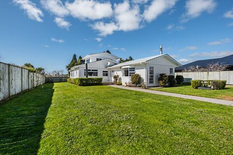 Photo of property in 501 Richmond Road, Lepperton, New Plymouth, 4373