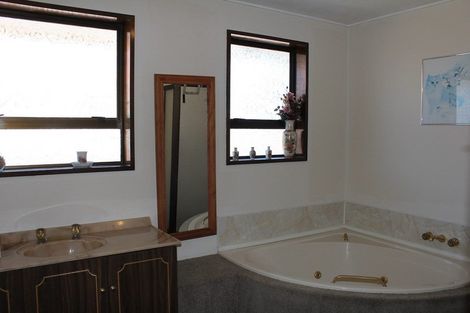 Photo of property in 10 Girvan Street, Oamaru North, Oamaru, 9400