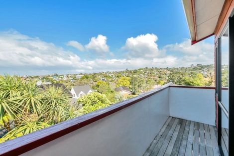 Photo of property in 1/65 Nigel Road, Browns Bay, Auckland, 0630