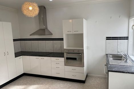 Photo of property in 10 Bentinck Street, Wallaceville, Upper Hutt, 5018