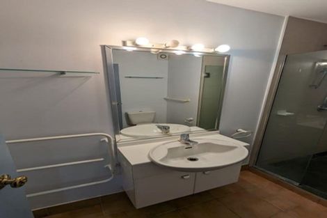 Photo of property in 1e/25 Maclean Street, Paraparaumu Beach, Paraparaumu, 5032