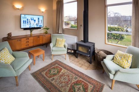 Photo of property in 1 Kent Street, Arrowtown, 9302