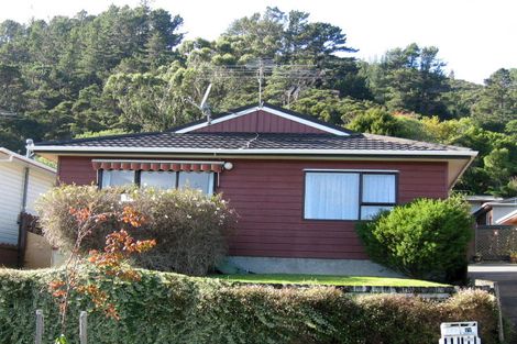 Photo of property in 1/77 Kairimu Street, Stokes Valley, Lower Hutt, 5019