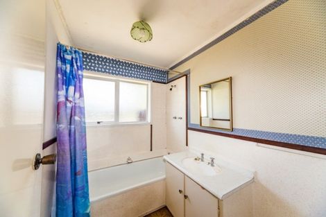 Photo of property in 1/40 Latham Avenue, Pakuranga, Auckland, 2010