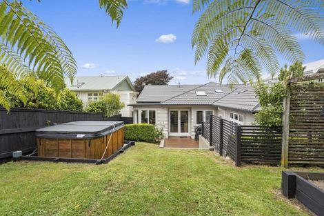 Photo of property in 34 Beauchamp Street, Karori, Wellington, 6012