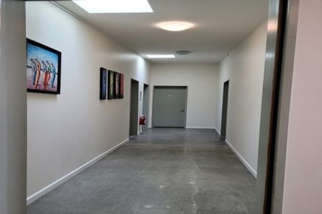 Photo of property in 1/25 Home Street, Mount Victoria, Wellington, 6011