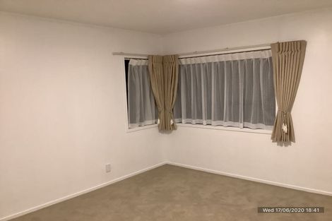 Photo of property in 12 Penruddocke Road, Half Moon Bay, Auckland, 2012