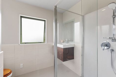 Photo of property in 77 Caribbean Drive, Unsworth Heights, Auckland, 0632