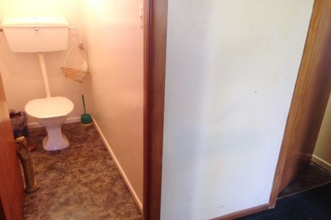 Photo of property in 8 Springfield Street, Forrest Hill, Auckland, 0620