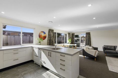 Photo of property in 84b Seddon Street, Wallaceville, Upper Hutt, 5018