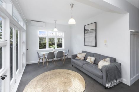 Photo of property in 1/31 Young Street, Somerfield, Christchurch, 8024