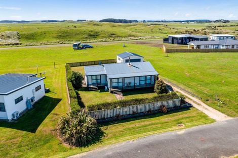 Photo of property in 10 Rosemount Road, Waverley, 4591