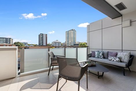 Photo of property in Maison Apartments, 307/16 Huron Street, Takapuna, Auckland, 0622