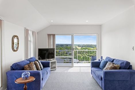 Photo of property in 11 Uldale Place, Westmorland, Christchurch, 8025