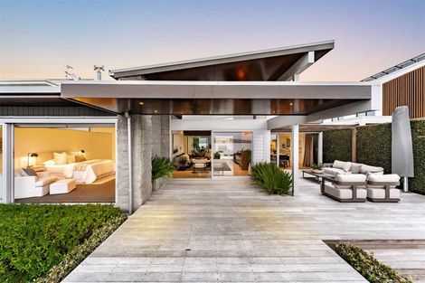 Photo of property in 58 Seacliffe Avenue, Belmont, Auckland, 0622